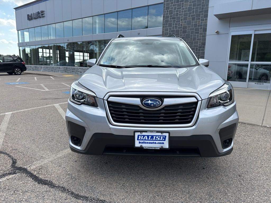 2019 Subaru Forester Premium photo 2