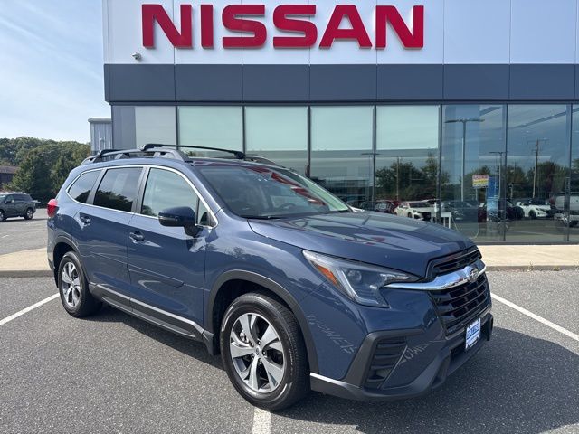 2023 Subaru Ascent Premium's photo