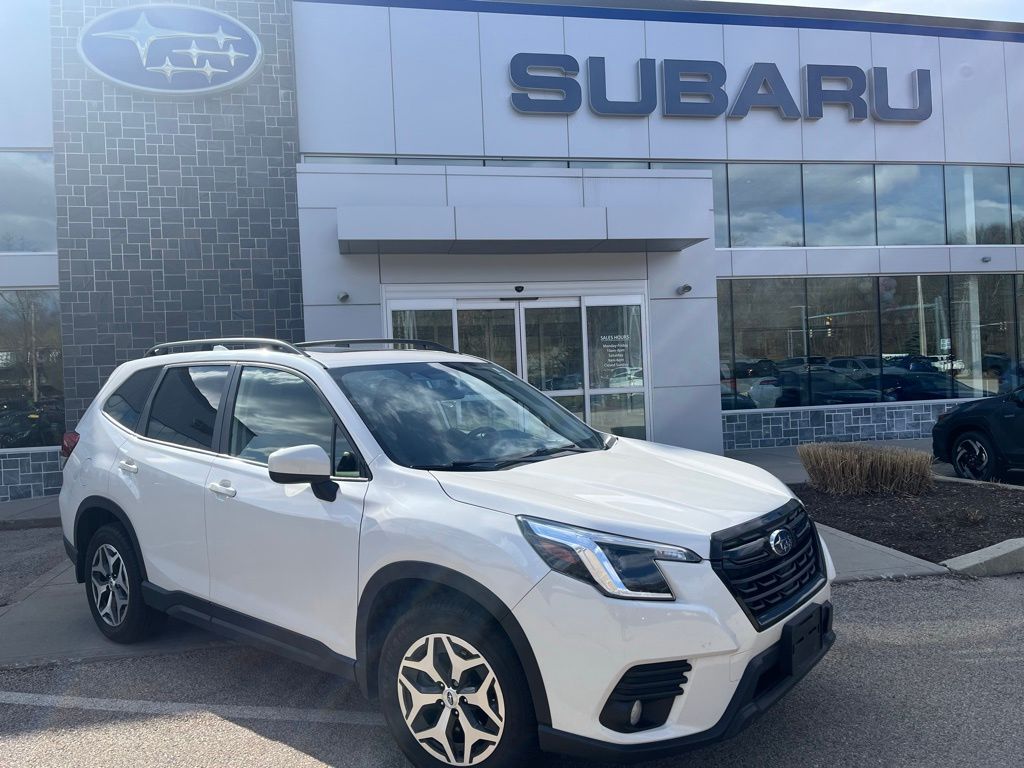 2023 Subaru Forester Premium