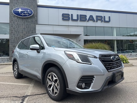 2022 Subaru Forester Premium SUV