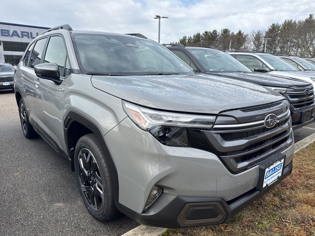 2025 Subaru Forester Limited's photo