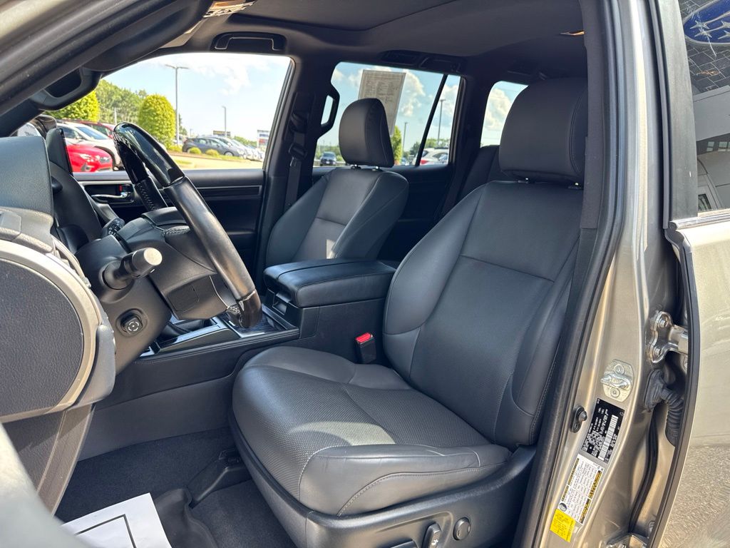 2023 Lexus GX PREMIUM - Photo 12