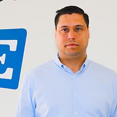 Staff member Joe Cukier from ID_99874aad61bd