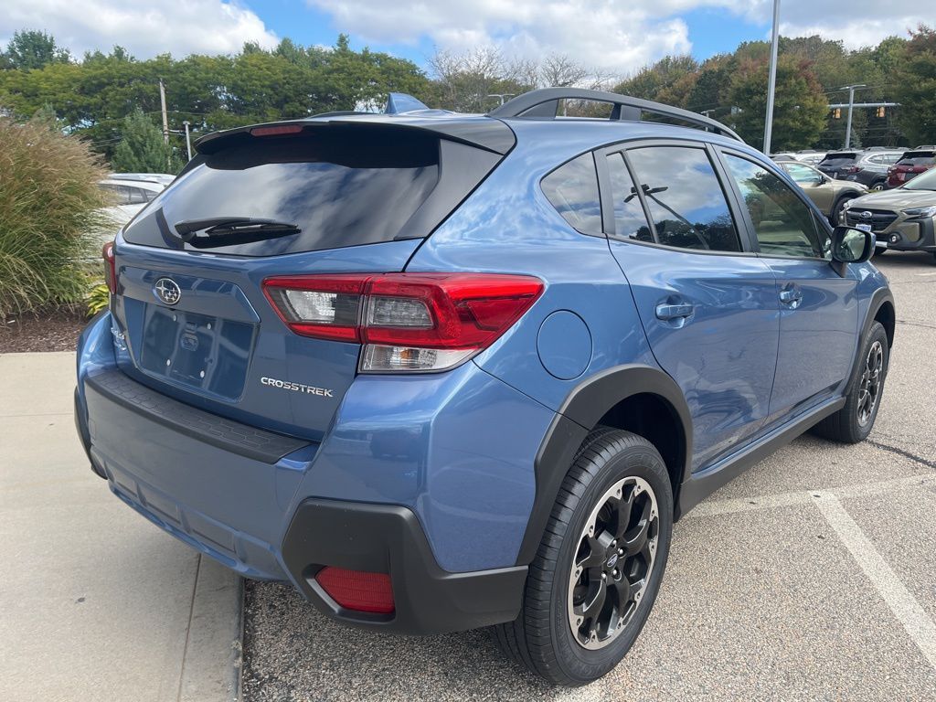 2022 Subaru Crosstrek Premium photo 3