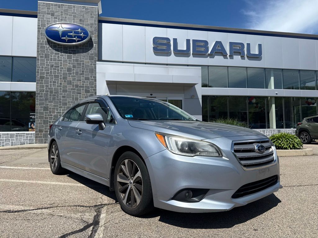 2015 Subaru Legacy 3.6R Limited AT's photo