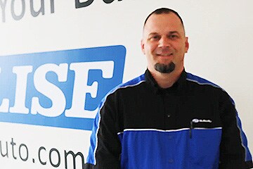 Staff member Jerry Turner from ID_387820c166d5