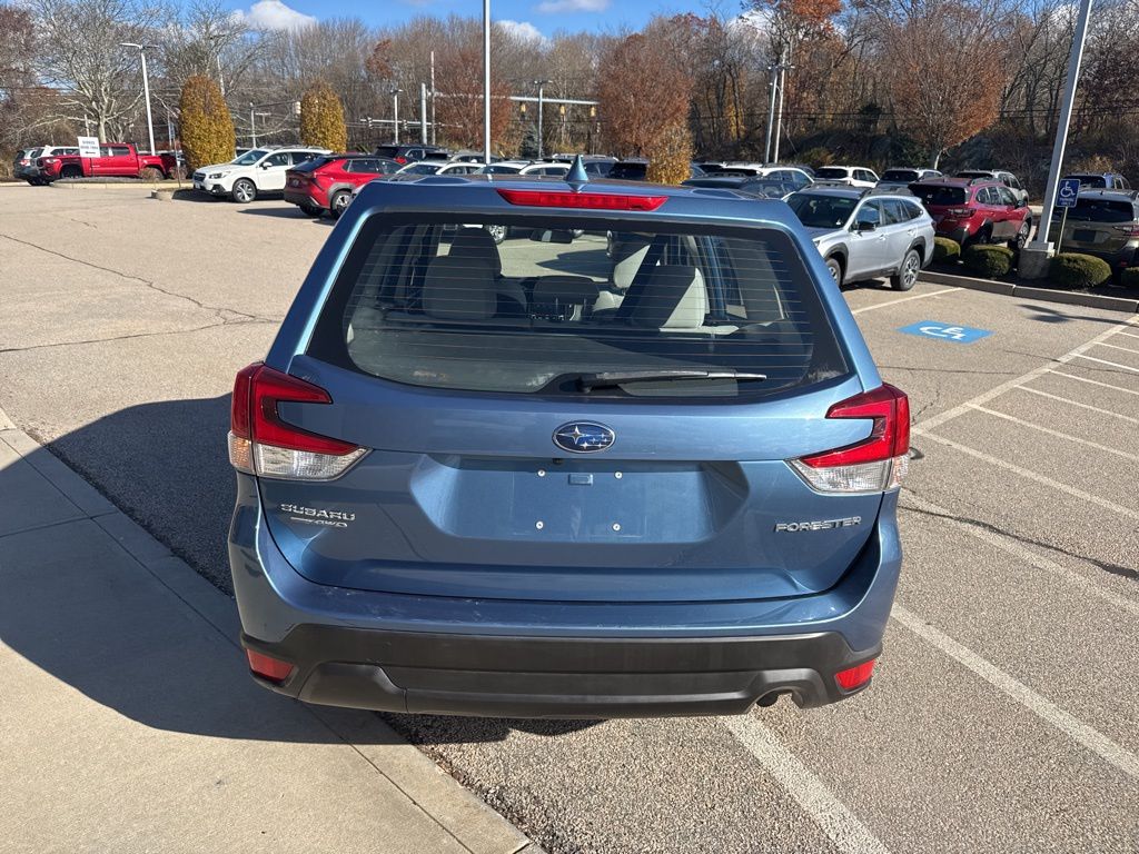 2021 Subaru Forester Base photo 2