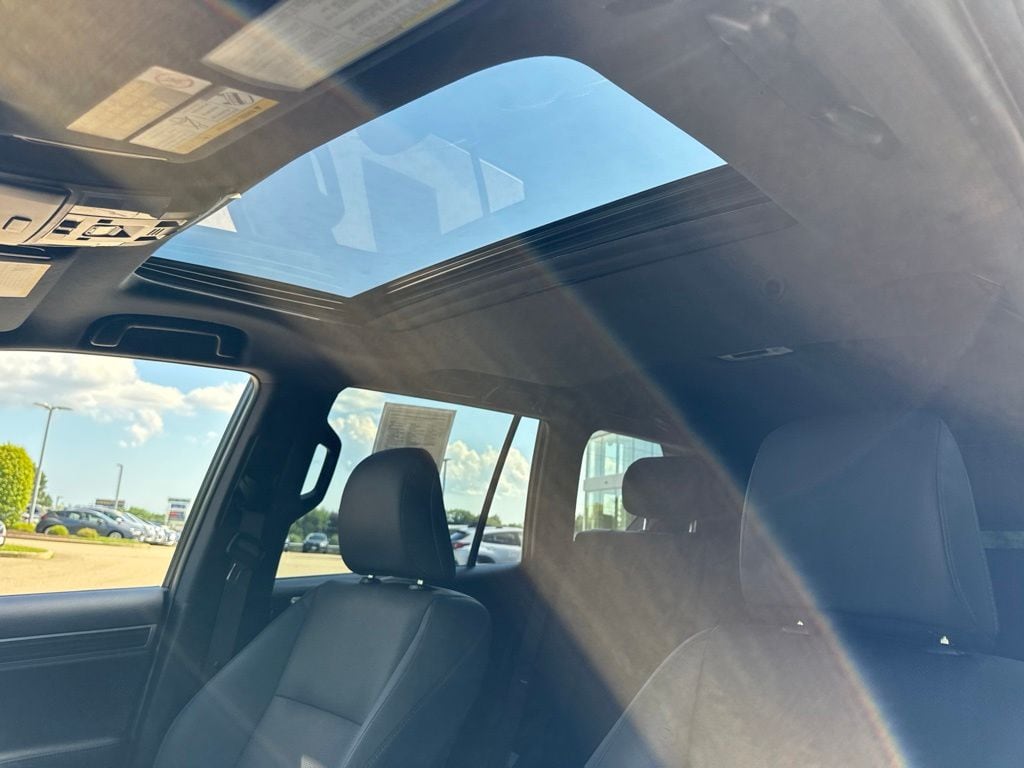 2023 Lexus GX PREMIUM - Photo 17