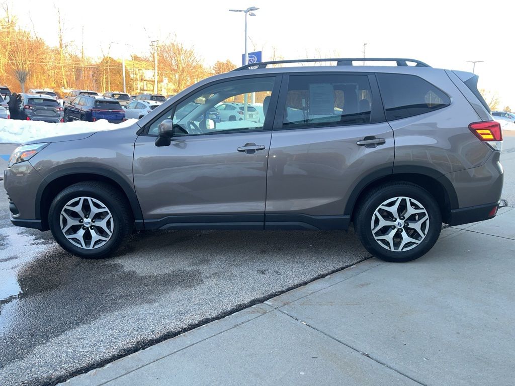 2022 Subaru Forester Premium - Photo 6