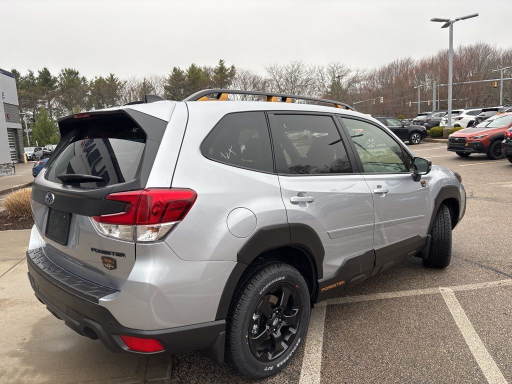 2025 Subaru Forester Wilderness photo 2