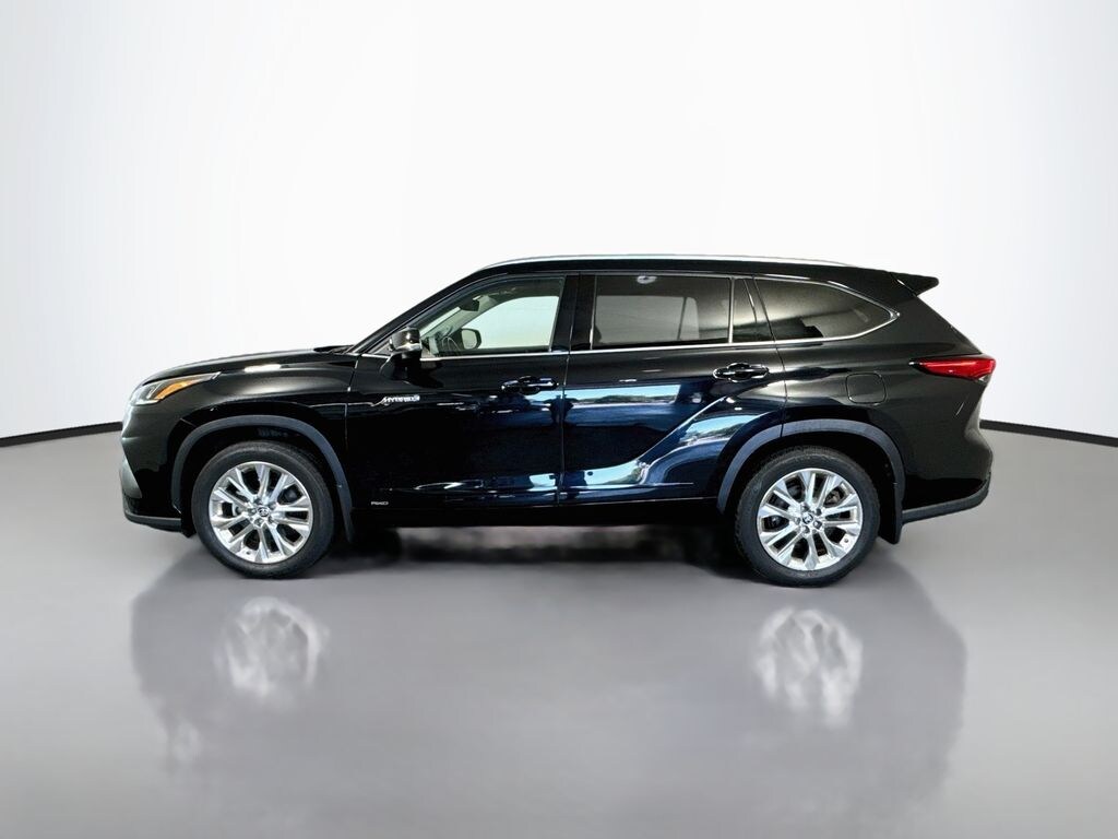 Used 2021 Toyota Highlander Hybrid Limited SUV