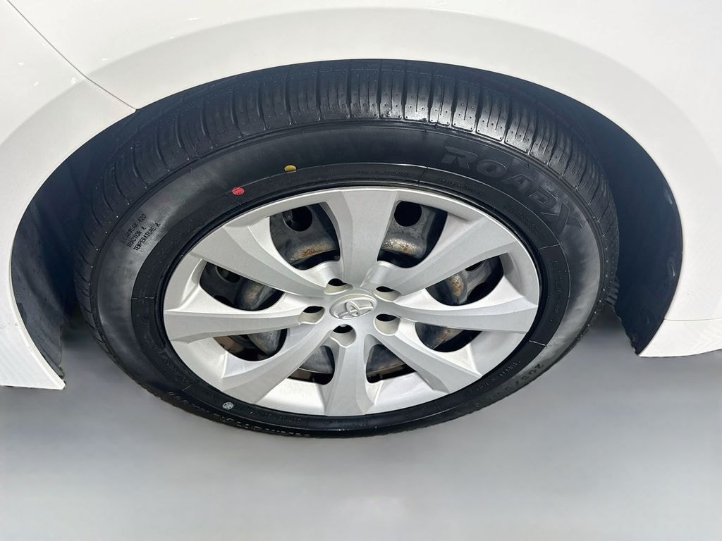 Used 2022 Toyota Corolla LE Sedan