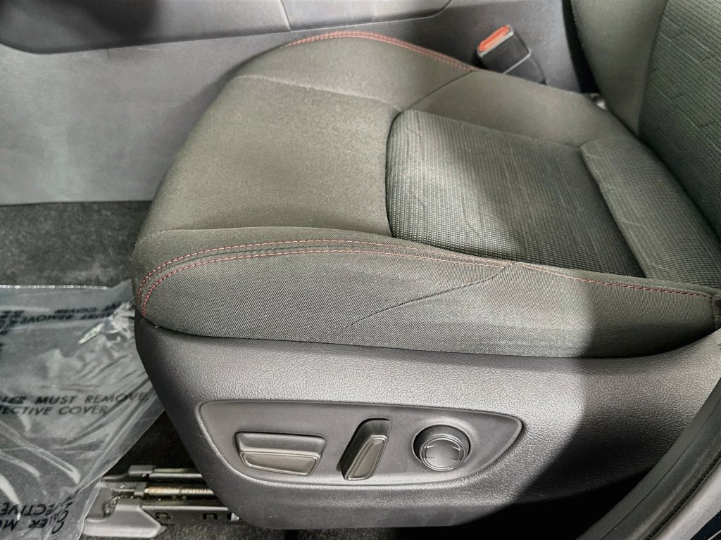 2024 Toyota RAV4 SE - Photo 16