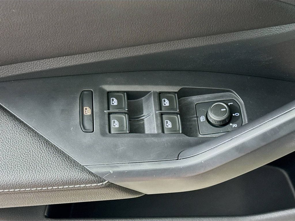 2024 Volkswagen Jetta SE - Photo 26