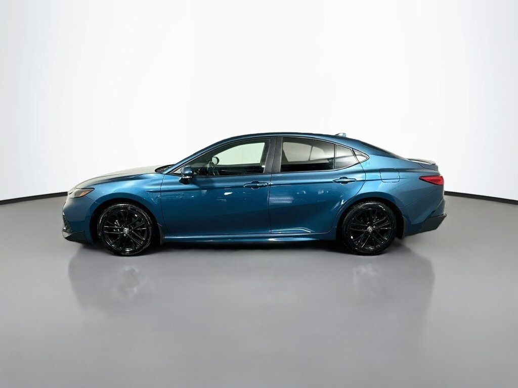 Used 2025 Toyota Camry SE Sedan