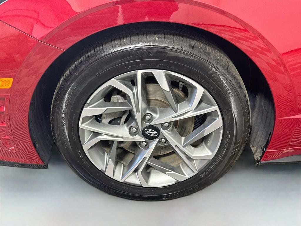 Used 2023 Hyundai Sonata SEL Sedan