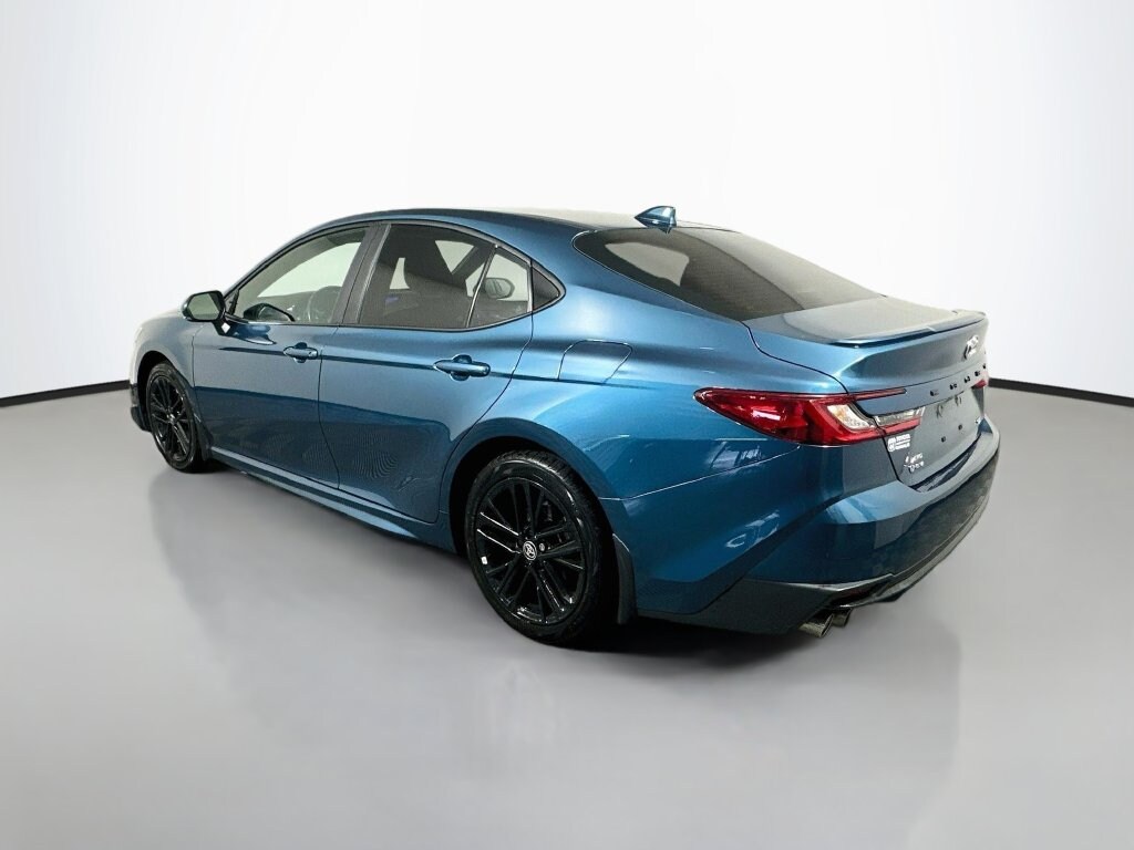 Used 2025 Toyota Camry SE Sedan