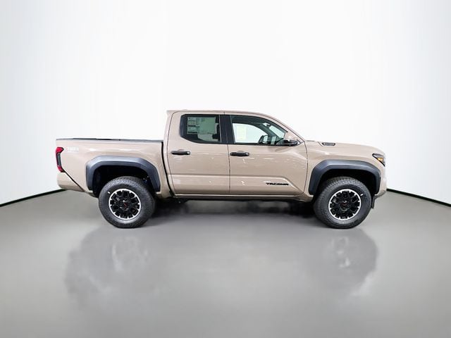 2026 Toyota Tacoma TRD Off Road - Photo 9