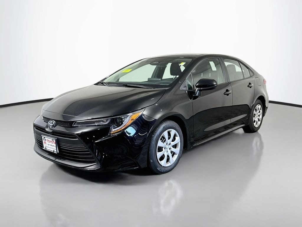 Used 2026 Toyota Corolla LE Sedan