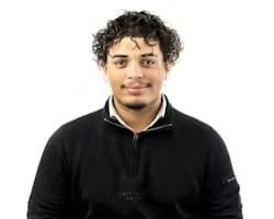 Staff member Nysah Rodrigues from ID_e95687