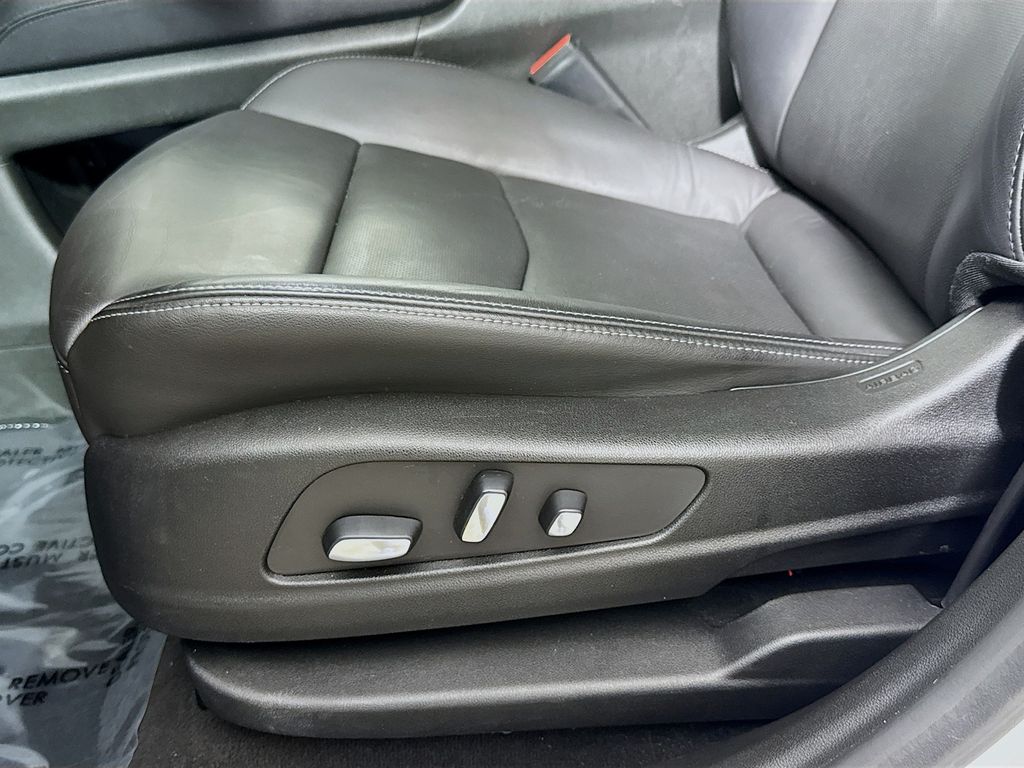2024 Cadillac XT6 Sport - Photo 16