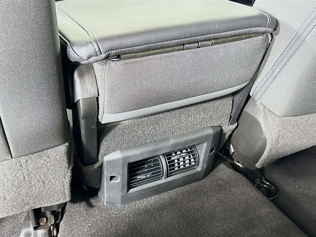 2022 RAM Ram 1500 Classic SLT - Photo 25
