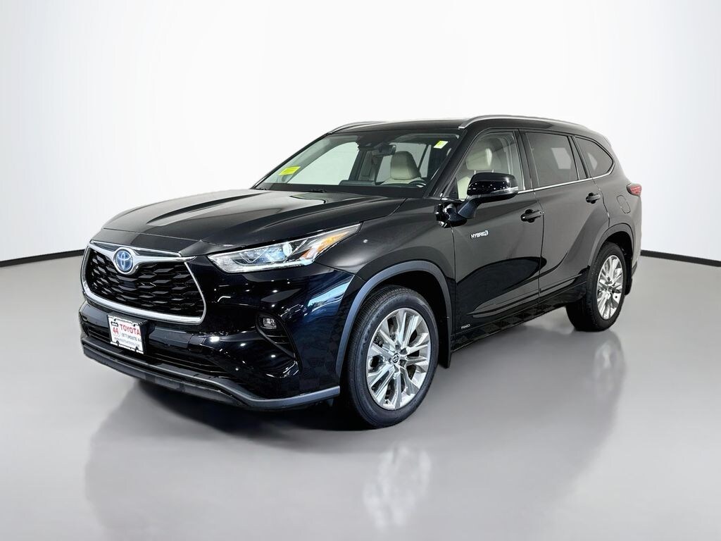 Used 2021 Toyota Highlander Hybrid Limited SUV