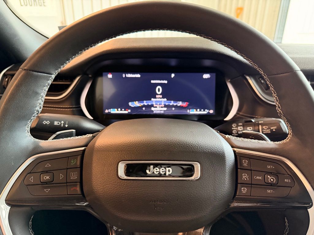 2023 Jeep Grand Cherokee Altitude - Photo 11