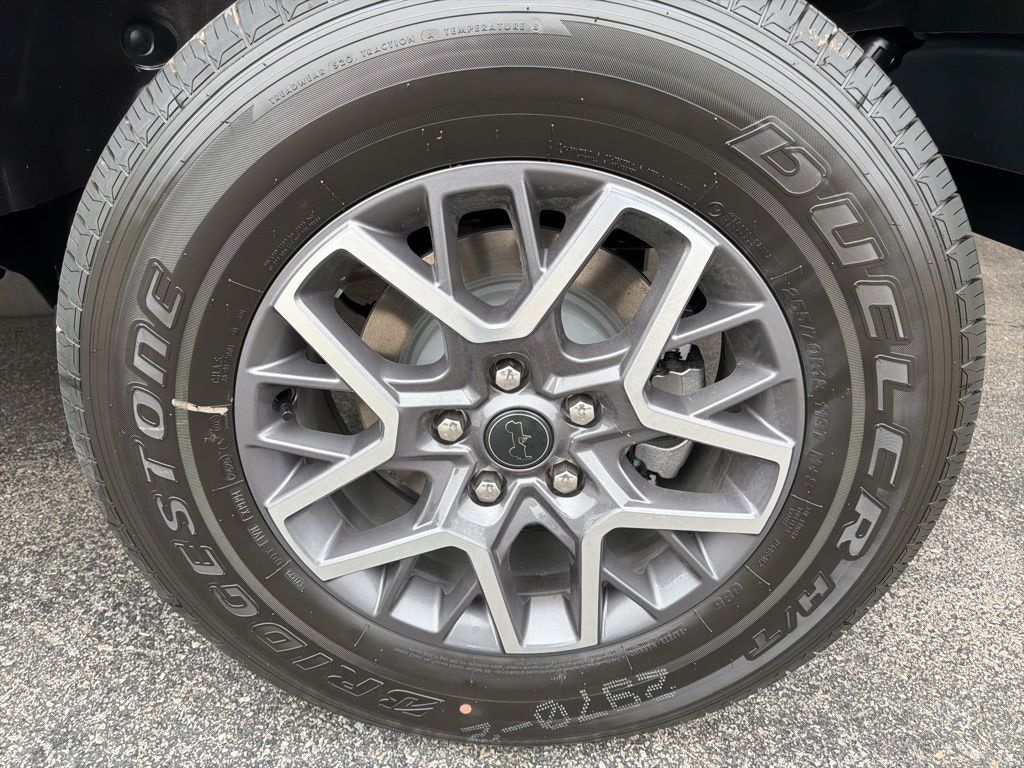 New 2025 Jeep Wrangler 4-DOOR SAHARA Sport Utility