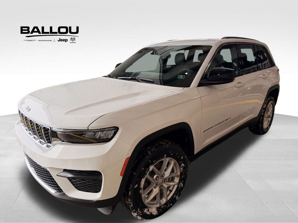 New 2025 Jeep Grand Cherokee LAREDO X 4X4 Sport Utility