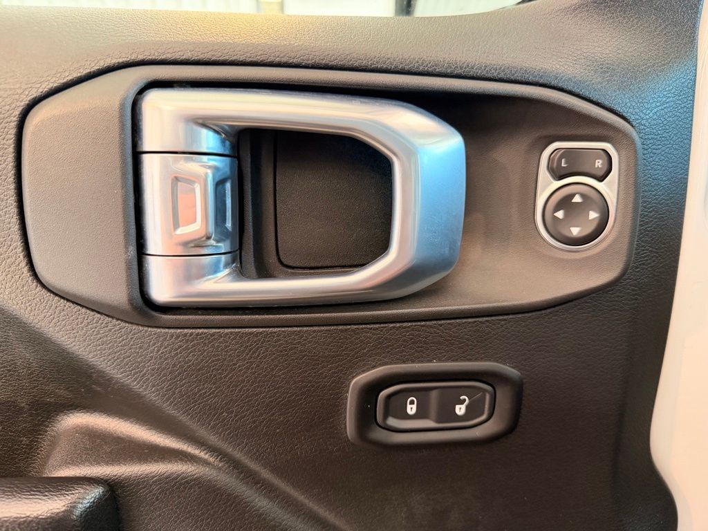 2021 Jeep Wrangler Unlimited Altitude - Photo 11