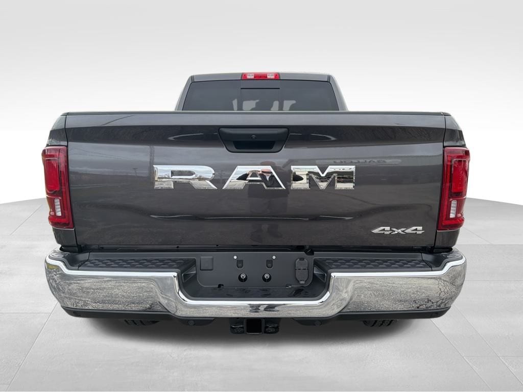 New 2026 Ram 2500 TRADESMAN CREW CAB 4X4 6'4 BOX Pickup