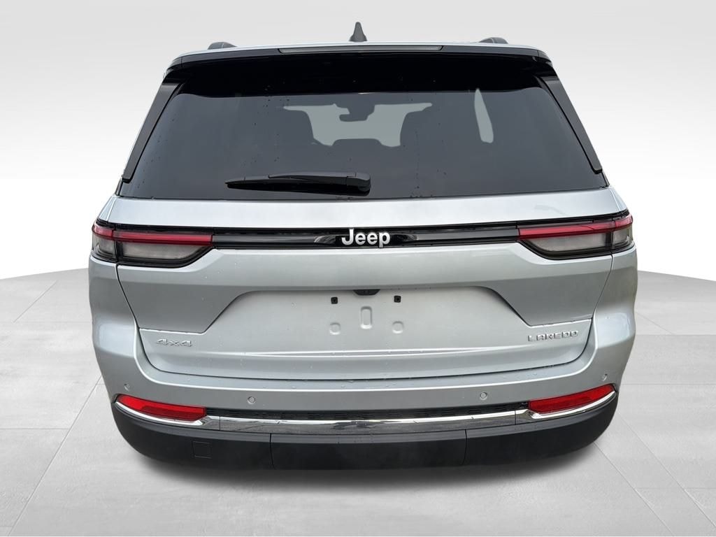 New 2025 Jeep Grand Cherokee LAREDO X 4X4 Sport Utility