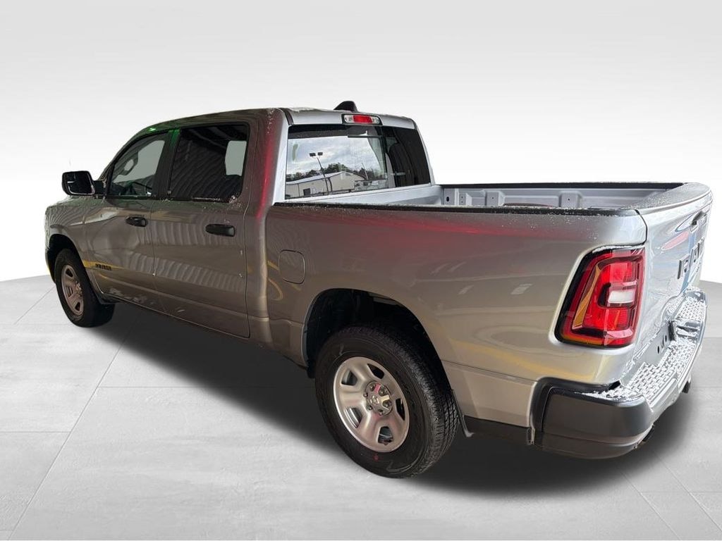 New 2026 Ram 1500 TRADESMAN CREW CAB 4X4 5'7 BOX Pickup