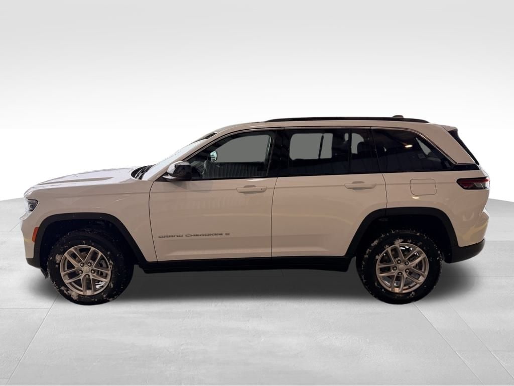 New 2025 Jeep Grand Cherokee LAREDO X 4X4 Sport Utility