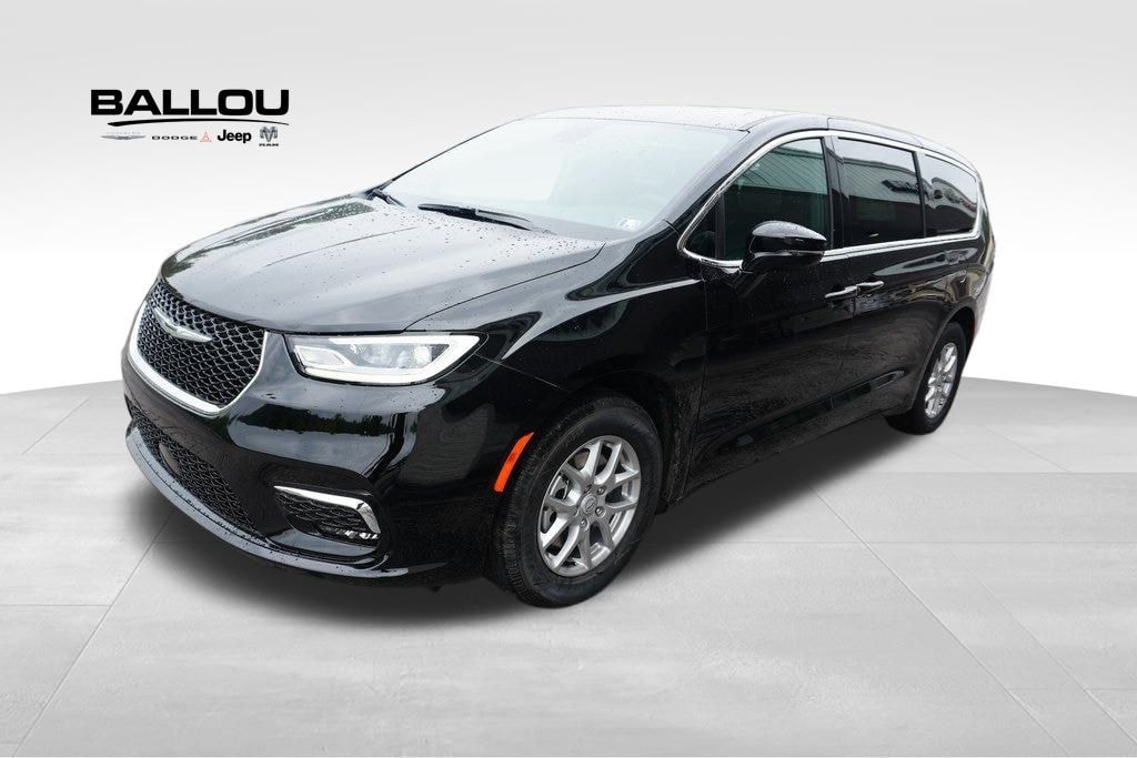 New 2026 Chrysler Pacifica SELECT Passenger Van