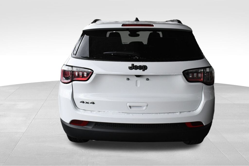 New 2026 Jeep Compass LATITUDE ALTITUDE 4X4 Sport Utility