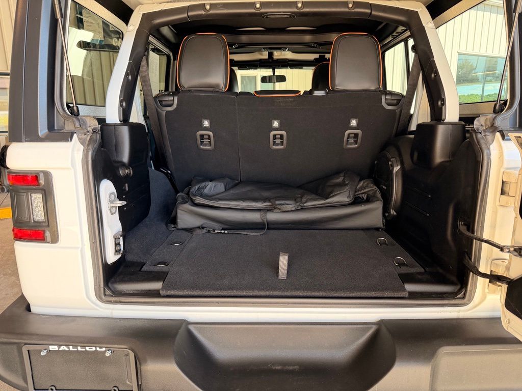 2021 Jeep Wrangler Unlimited Altitude - Photo 10