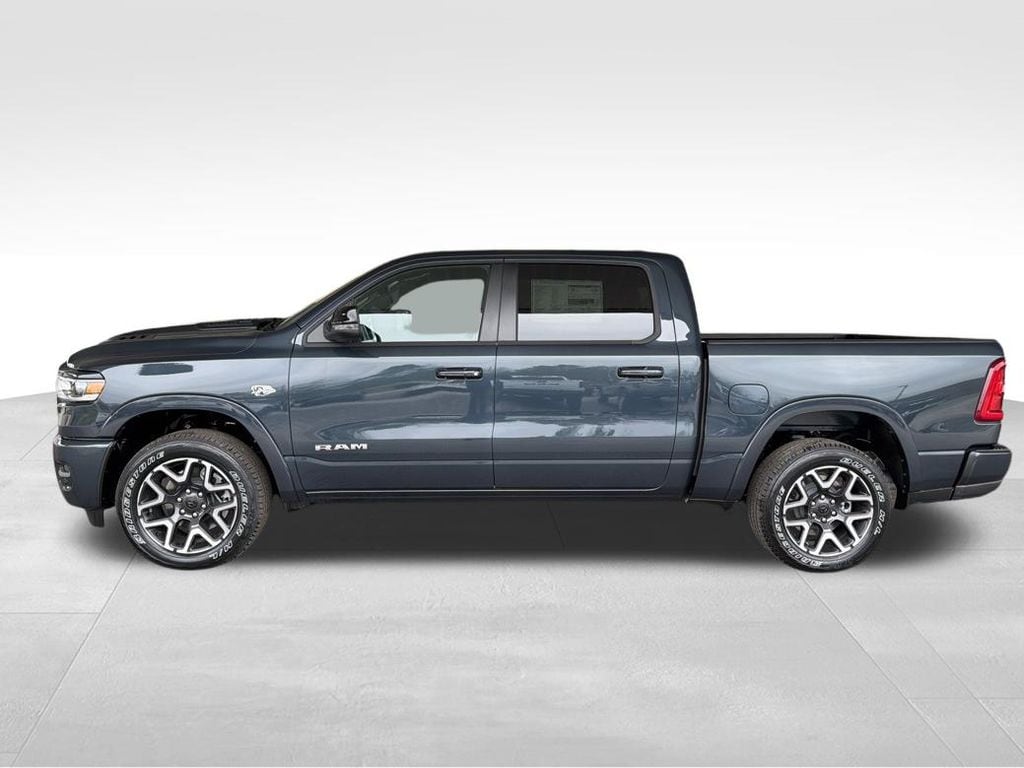 New 2026 Ram 1500 LARAMIE CREW CAB 4X4 5'7 BOX Pickup