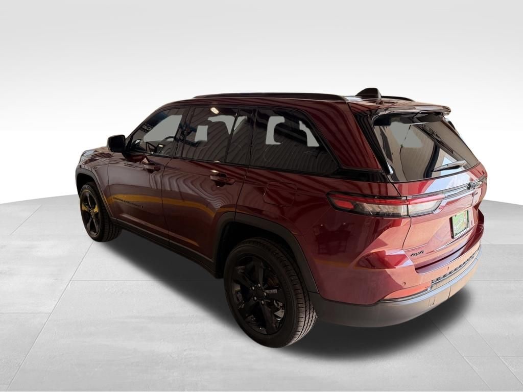 Used 2024 Jeep Grand Cherokee Altitude X SUV
