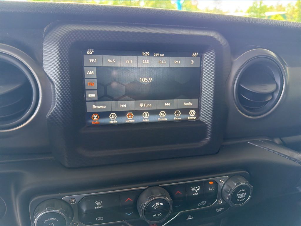 2023 Jeep Wrangler 4xe Willys 4XE - Photo 16