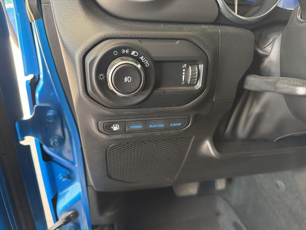 2023 Jeep Wrangler 4xe Willys 4XE - Photo 14