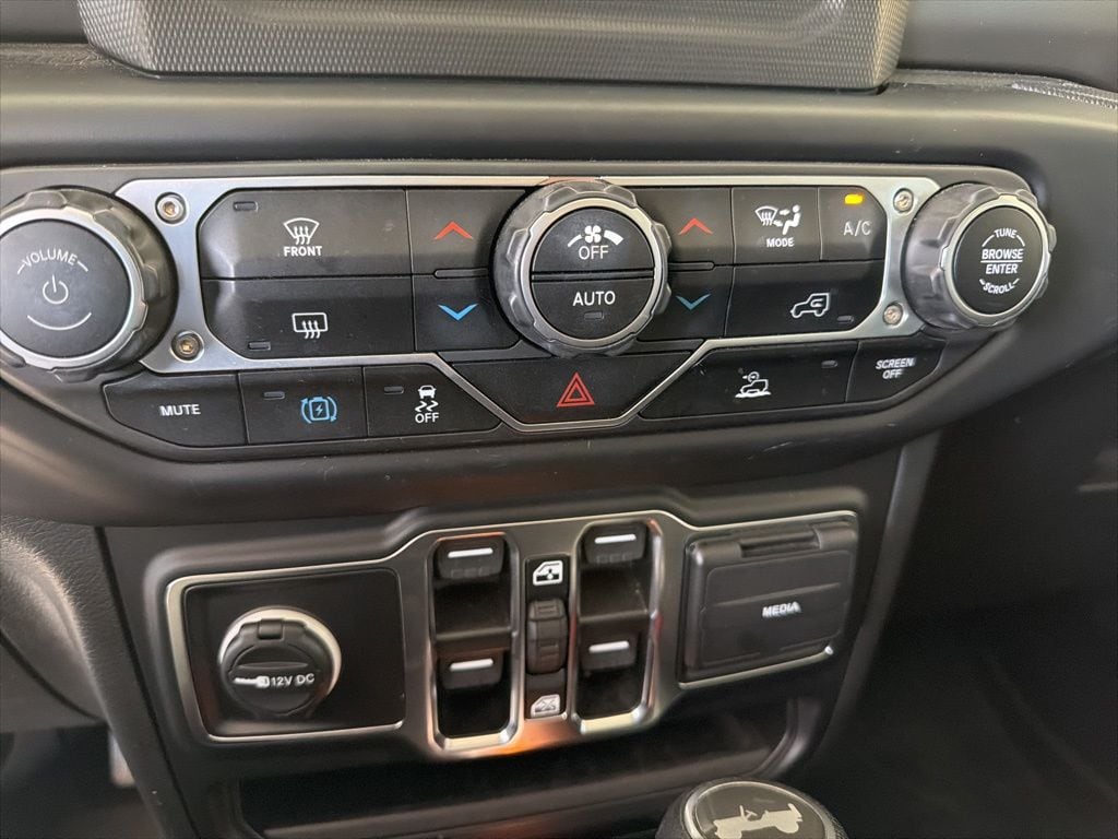 2023 Jeep Wrangler 4xe Willys 4XE - Photo 17