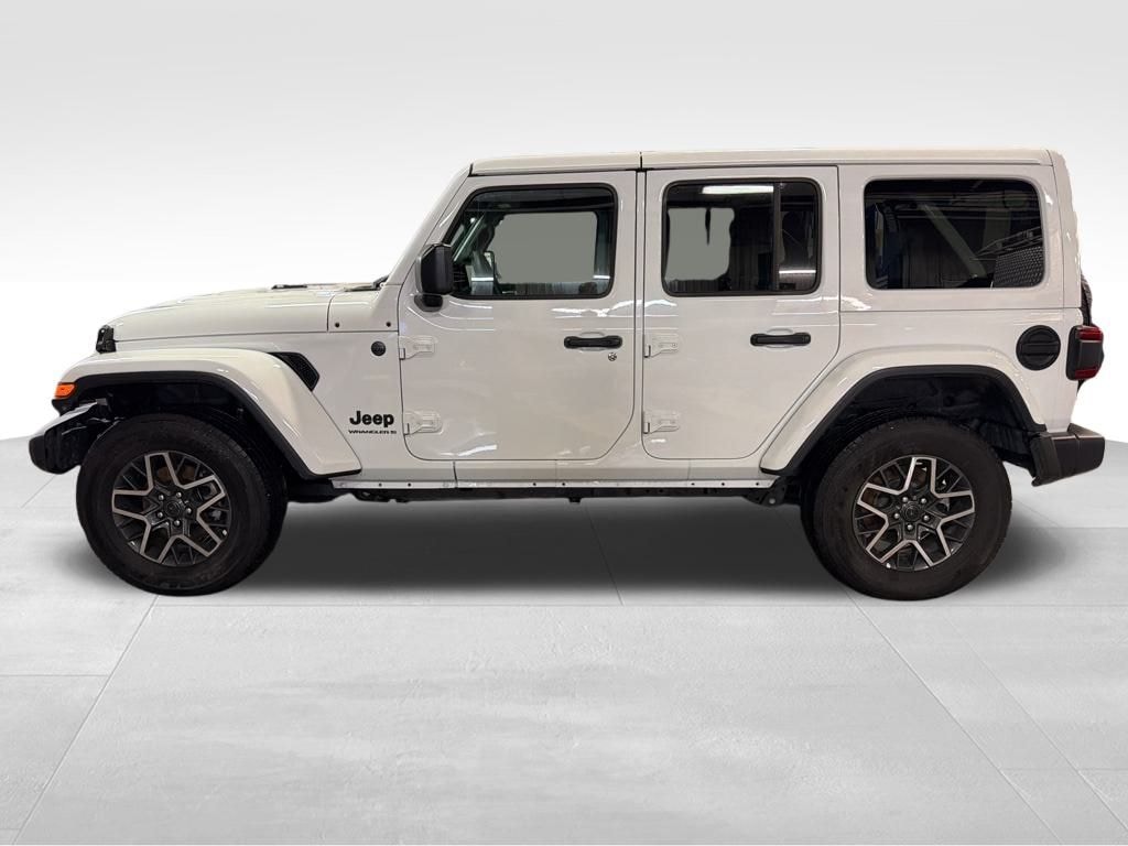 Used 2025 Jeep Wrangler Sahara SUV