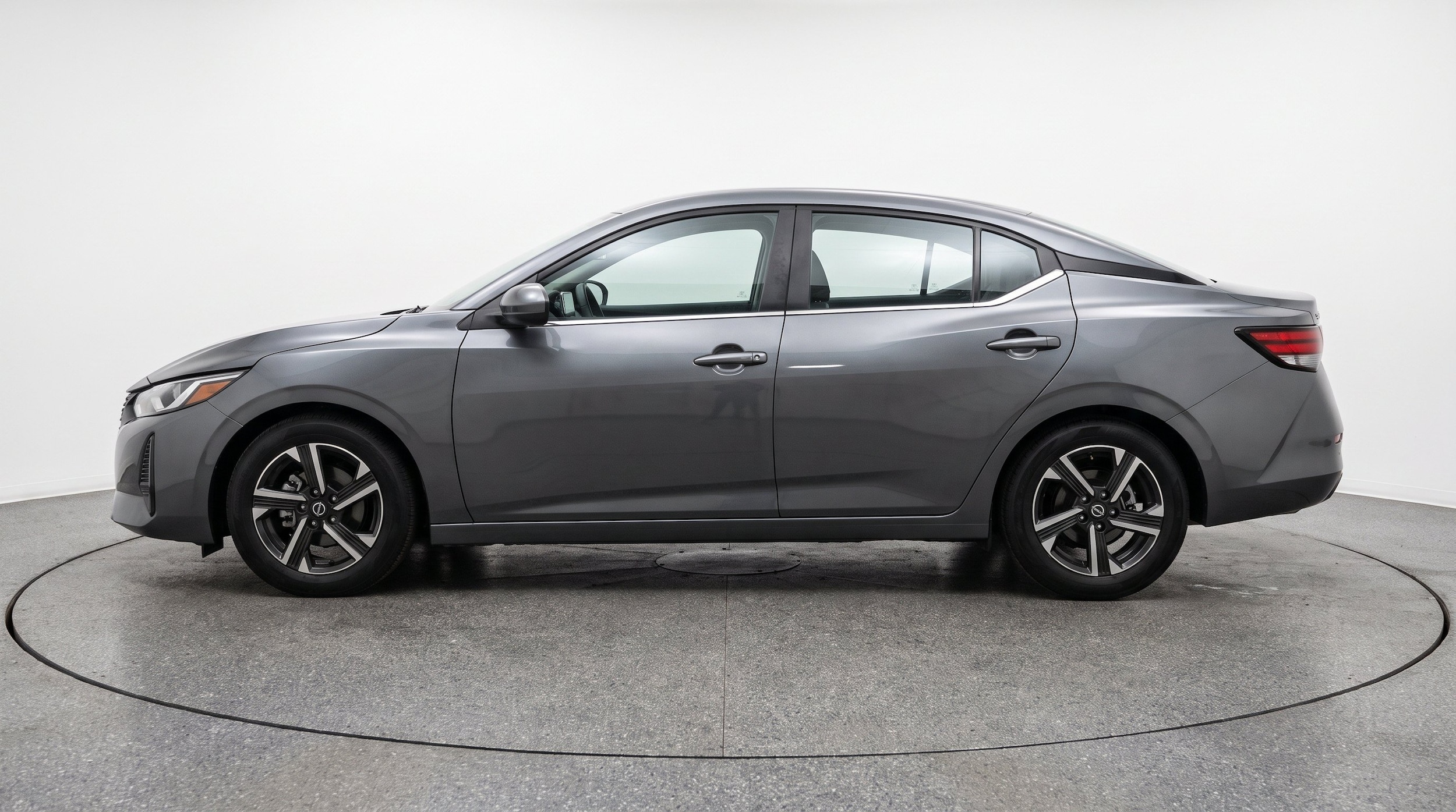 Thumbnail: 2025 Nissan Sentra - 5