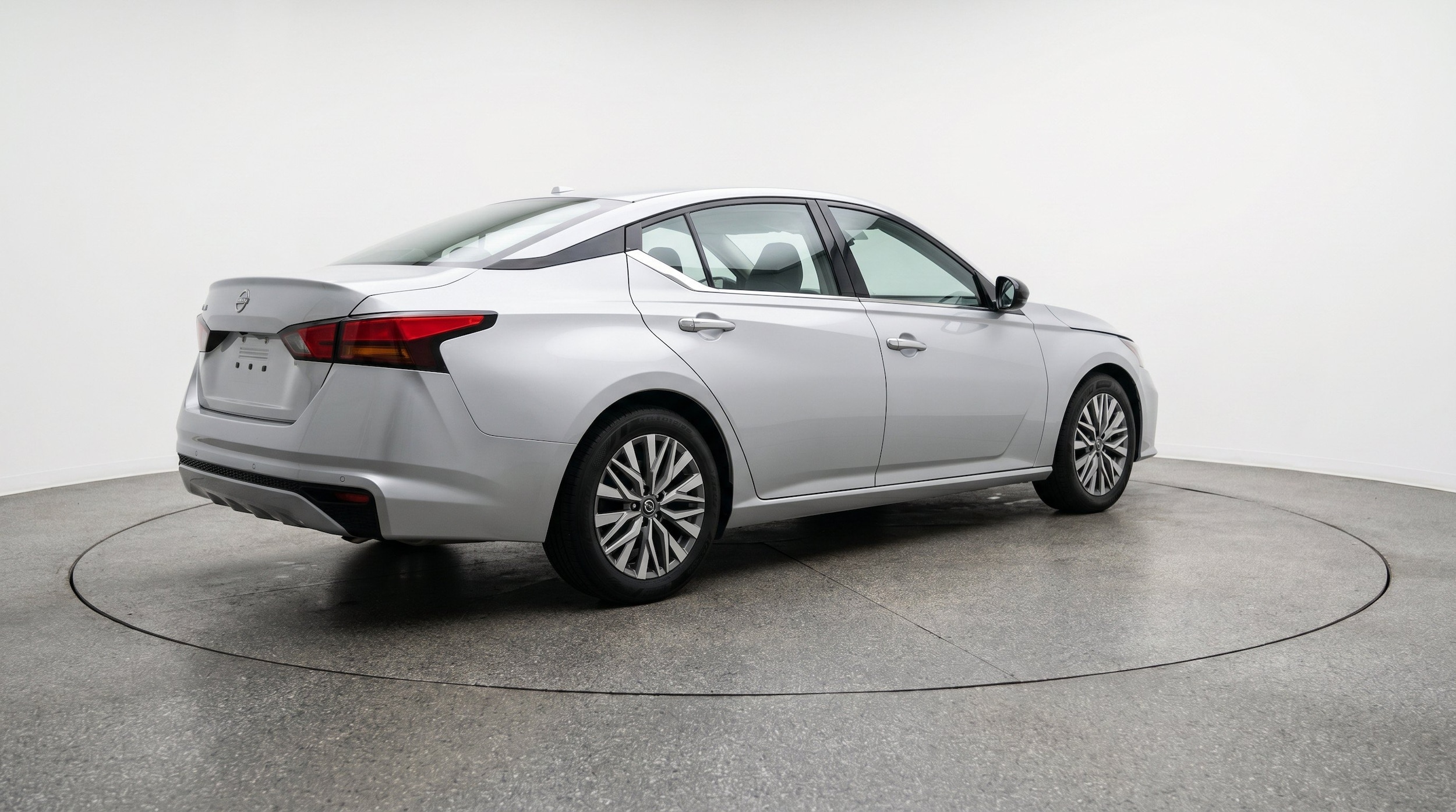 Thumbnail: 2025 Nissan Altima - 9