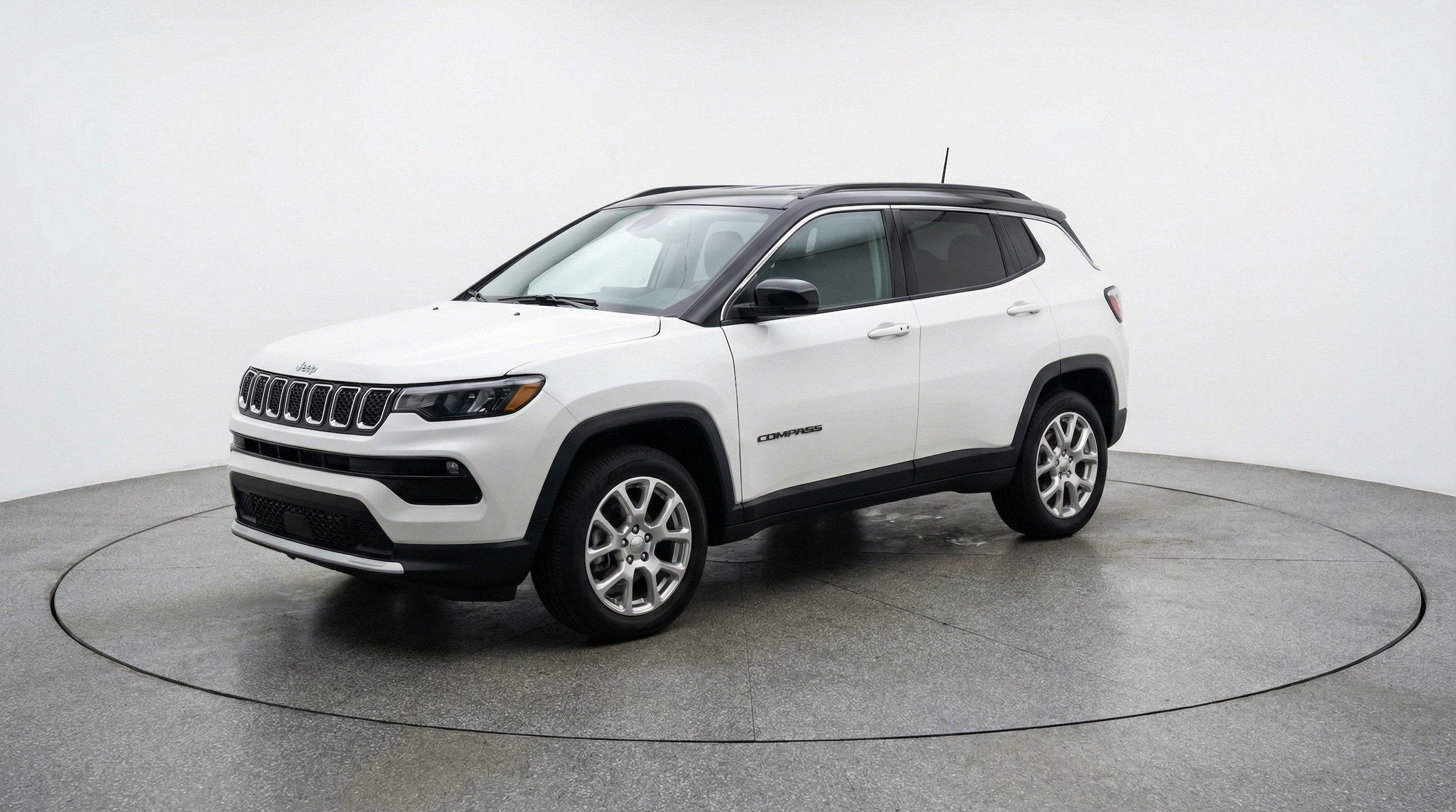 Thumbnail: 2025 Jeep Compass - 3