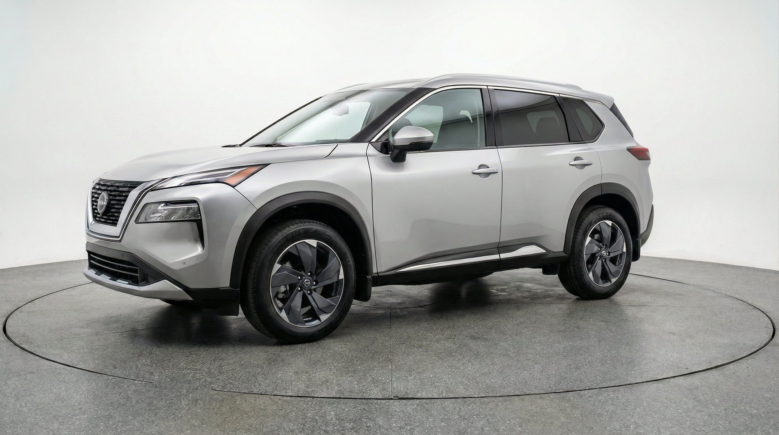 Thumbnail: 2025 Nissan Rogue - 3