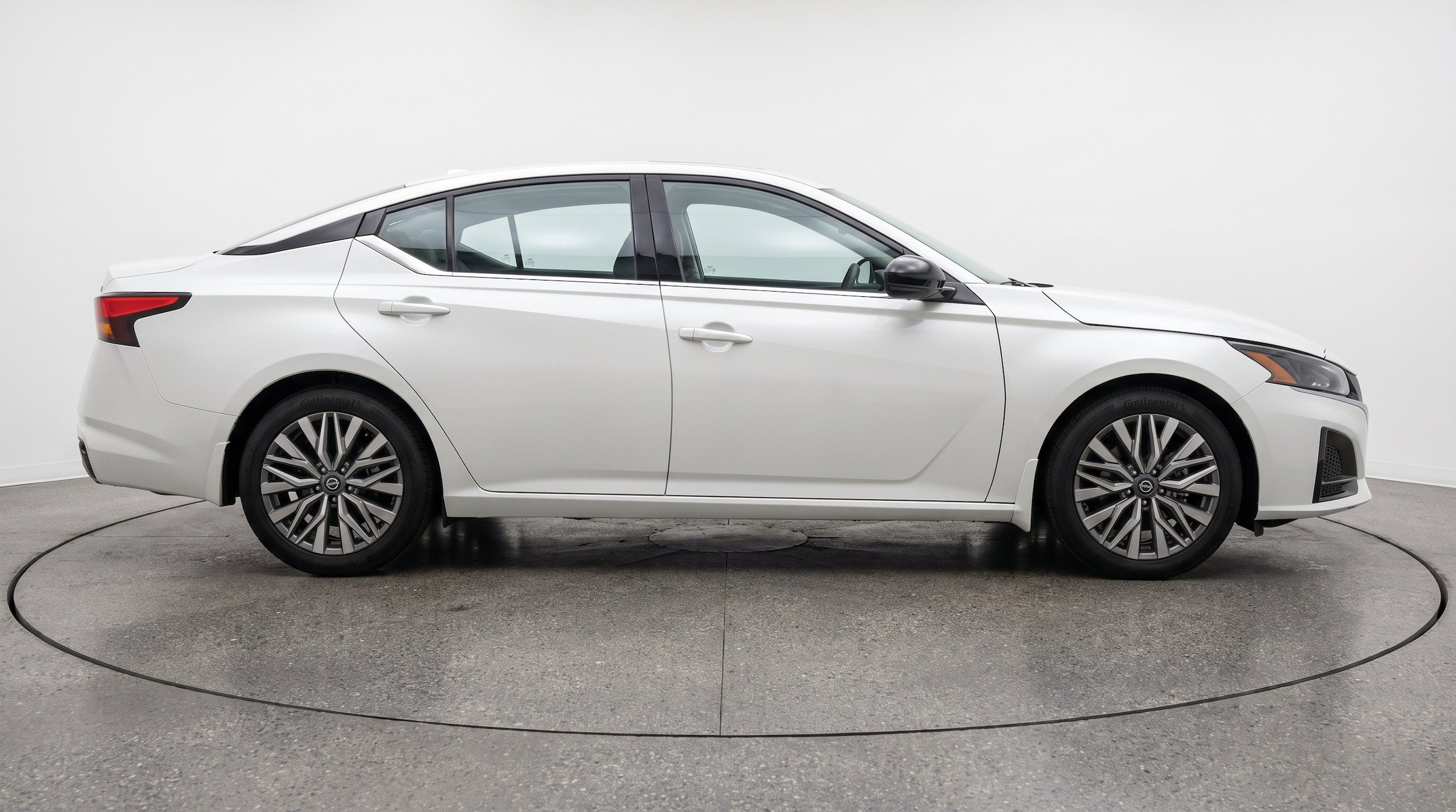Thumbnail: 2025 Nissan Altima - 11