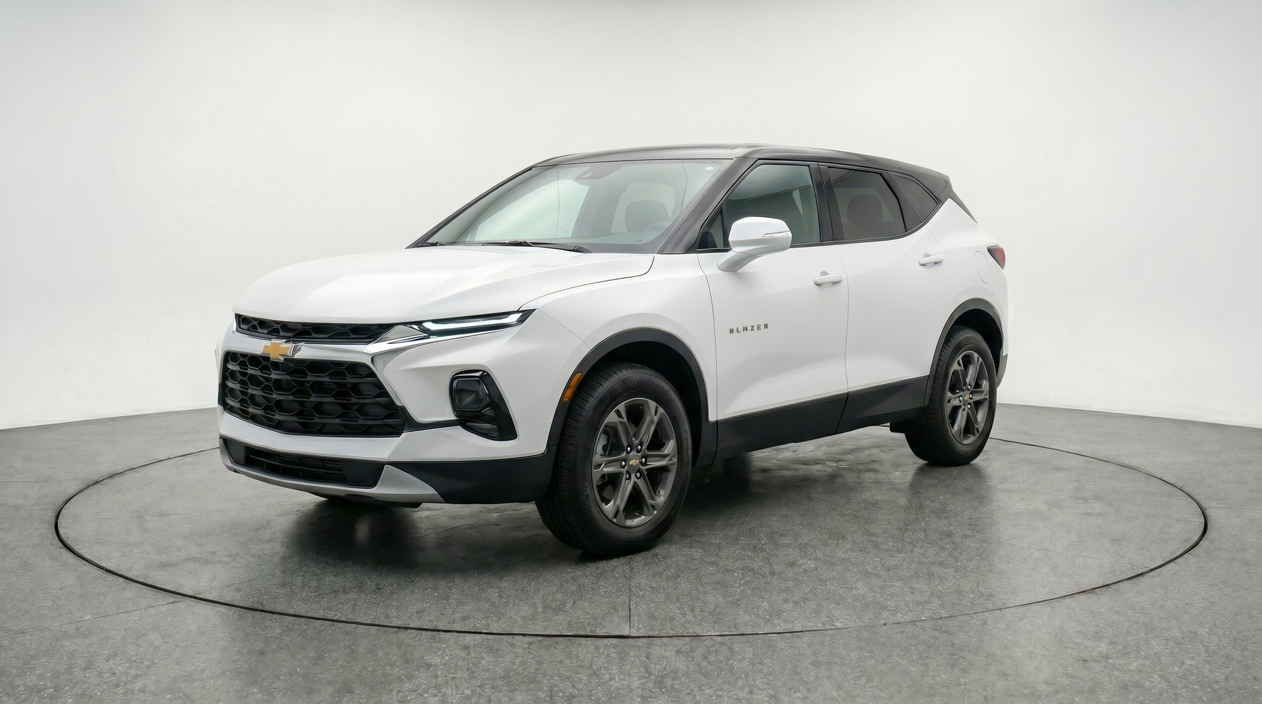 Thumbnail: 2026 Chevrolet Blazer - 3